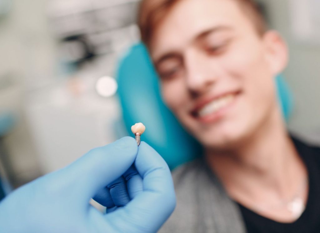 Aida Implantologia portale informativo | dentista implantologo